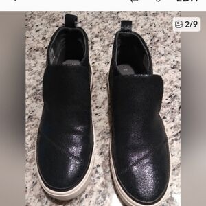 TOMS Slip on Navy Blue.